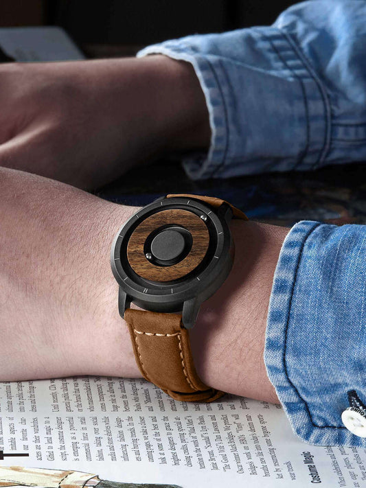 EUTOUR Magnet Wooden Watches E022A